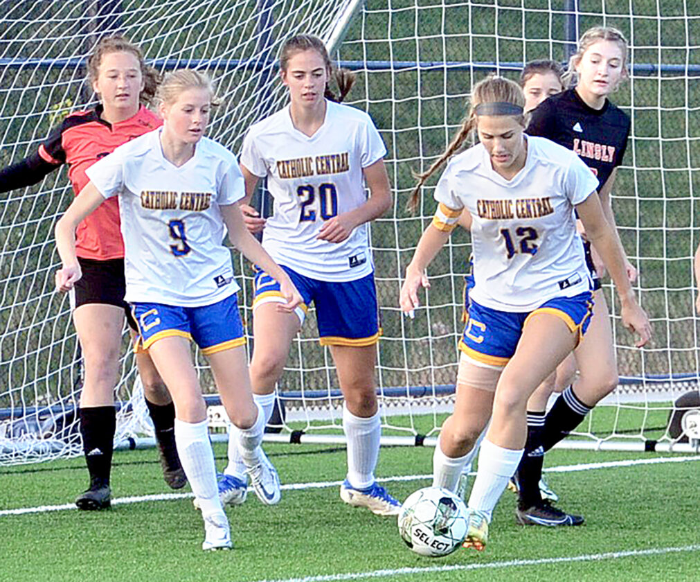 Ellen Rohde Linsly stops Central in OVAC semi | News, Sports, Jobs - The Herald Star